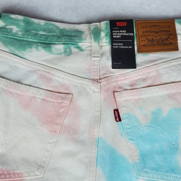 Levi's High-Rise Deconstructed Tie-dye Skirt - Picture 3 of 4